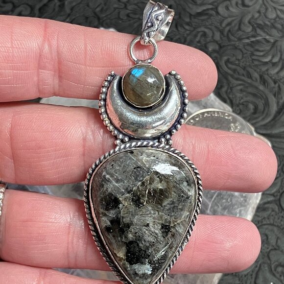 Larvikite Labradorite and Crescent Moon Witchy Fairycore Pendant - Picture 5 of 6